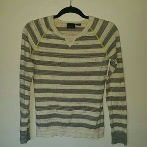 Kersh crew sweater, size small